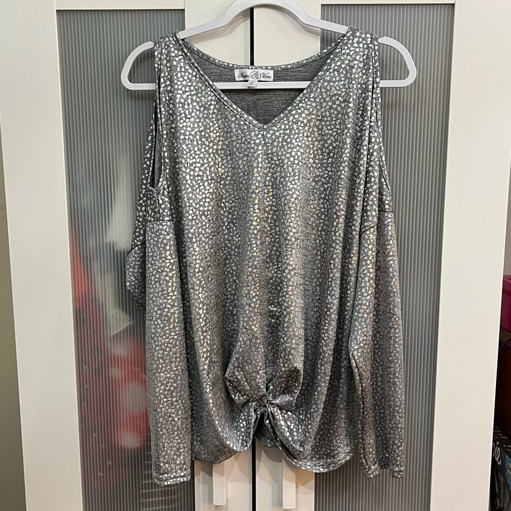Long sleeve dress shirt